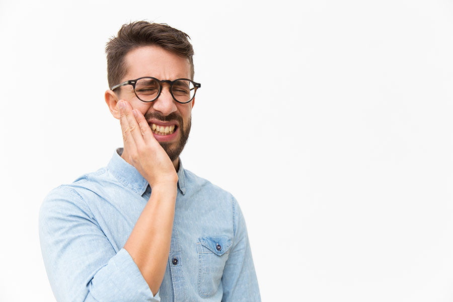 dientes amarillos por tabaco | Dentistas Albacete