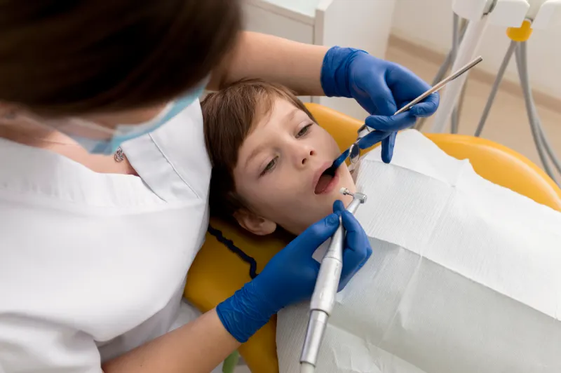limar dientes con stripping dental